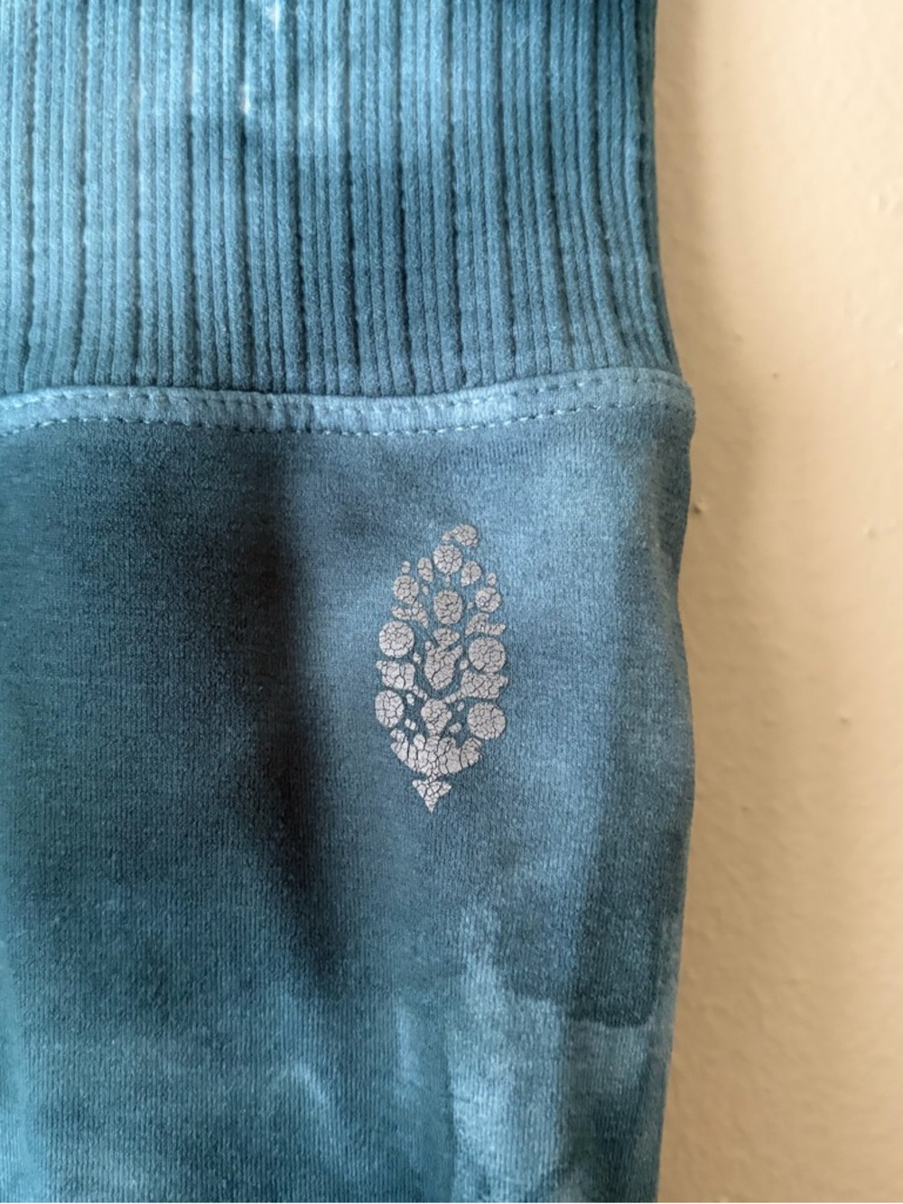 FP Movement | Good Karma Tie Dye Leggings Athleisure Activewear Ozark Mist M/L - Picture 5 of 8